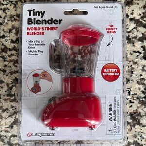 Playmaker Red Tiny Blender - World's Tiniest Blender